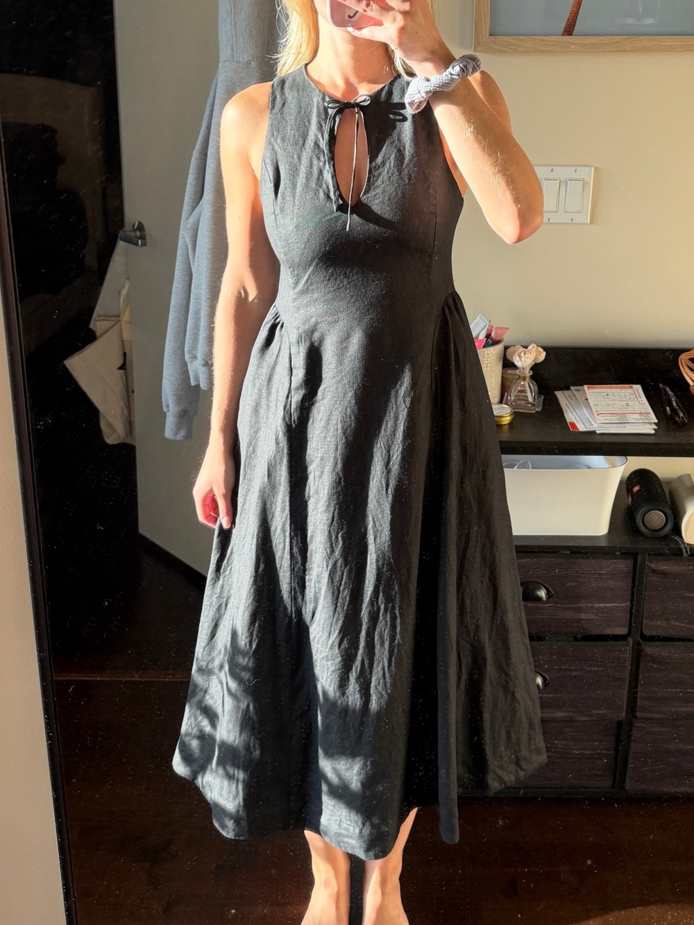 Aritzia Linen Midi Dress, Countless in Black Size 2